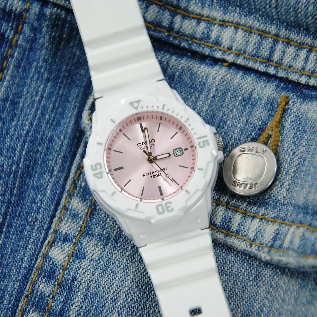 Годинник Casio LRW-200H-4E3VEF - фото 3