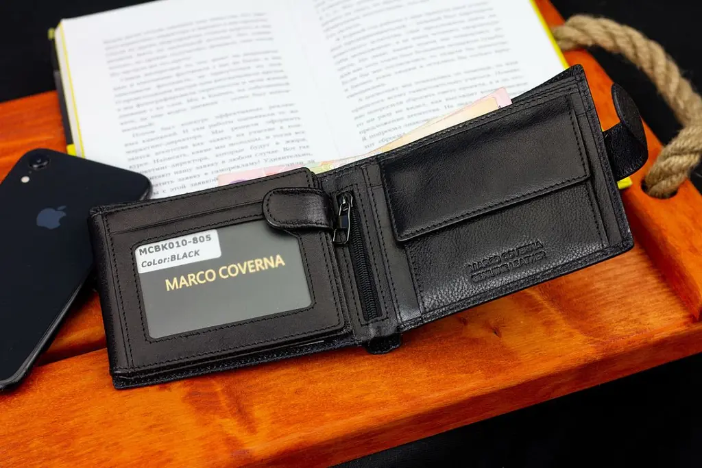 Чорне шкіряне портмоне з відділом для документів Marco Coverna MCBK10-805 10 см - фото 9