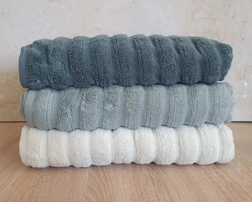 Набір турецьких махрових рушників Cestepe MicroCotton Premium 3 штуки 70x140 Ezgi 6 щільність 600 г/м2 - фото 3