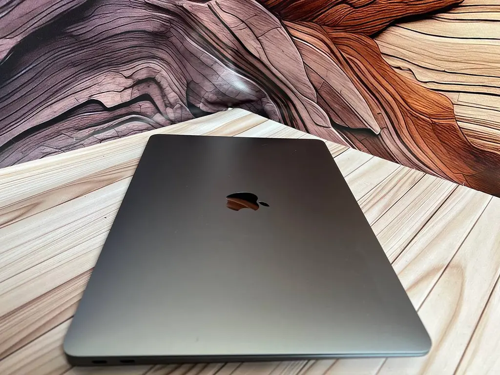 Б/в Ноутбук Apple MacBook Air 13" 2019 A1932 i5-8210Y/8/256 (FVFZR9QCLYWH) - фото 6