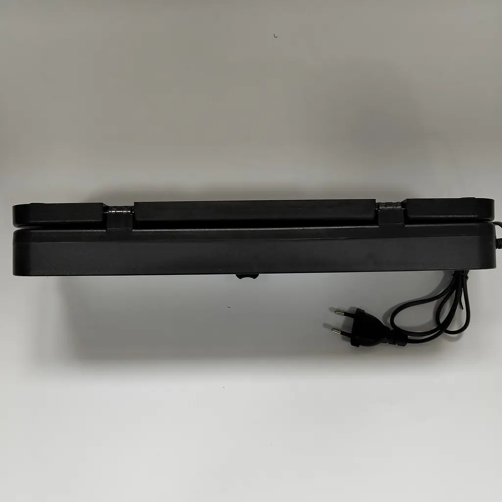 Вакууматор для продуктів Vacuum Sealer з LED-дисплеєм, вбудованим різаком та 10 пакетами для вакуумного пакування - фото 7