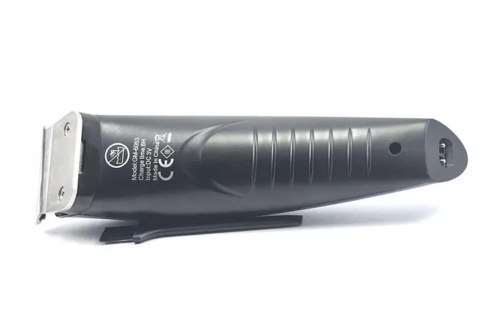 Професійна акумуляторна машинка Gemei GM-6053 для стрижки волосся з насадками бездротова - фото 3