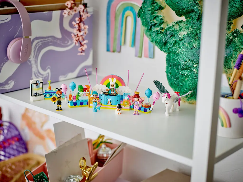 Конструктор LEGO Friends Костюмированная вечеринка с единорогом и феей 261 деталь (42661) - фото 14