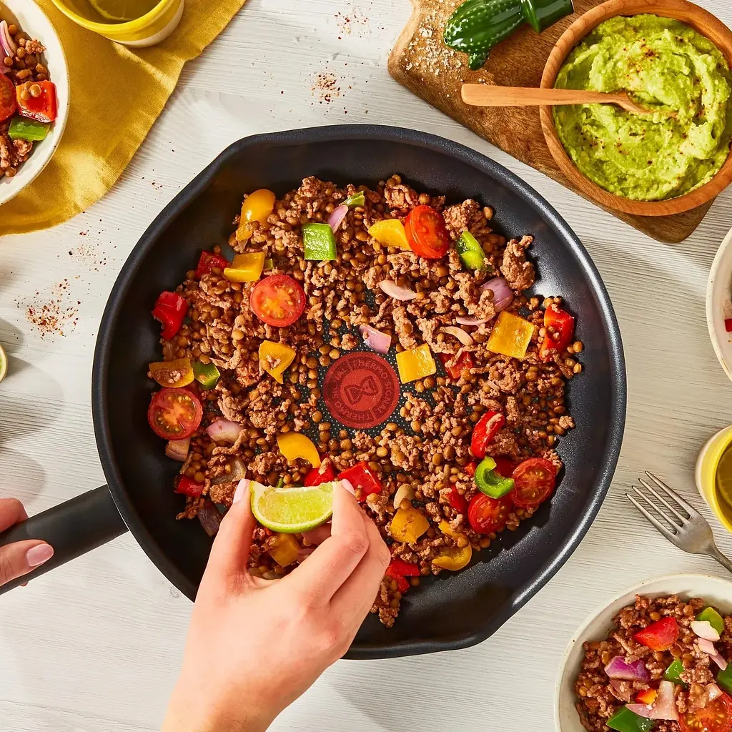 Сковорода Tefal с крышкой Day by Day 24см с крышкой алюминий бакелит стекло черный kuh0014373 - фото 2