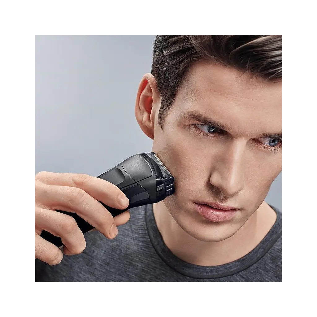Електробритва Braun Series 3 300 Black - фото 4