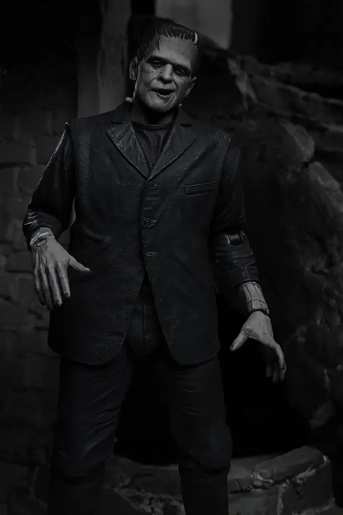Коллекционная фигурка Neca Франкенштейн Ultimate Frankenstein monster 18 см WST movies F 02 Neca - фото 7
