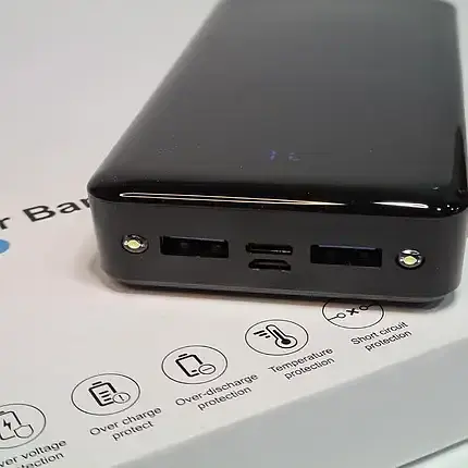 Портативний зарядний пристрій XHC-T82 LCD PD20W+QC3.0 Black 24000mAh - фото 3
