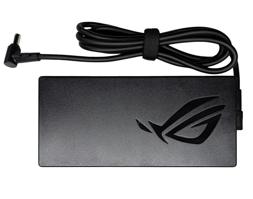 Блок живлення для ноутбука Asus ROG 19.5V 11.8A 230W 6.0x3.7 ADP-230GB B - фото 2