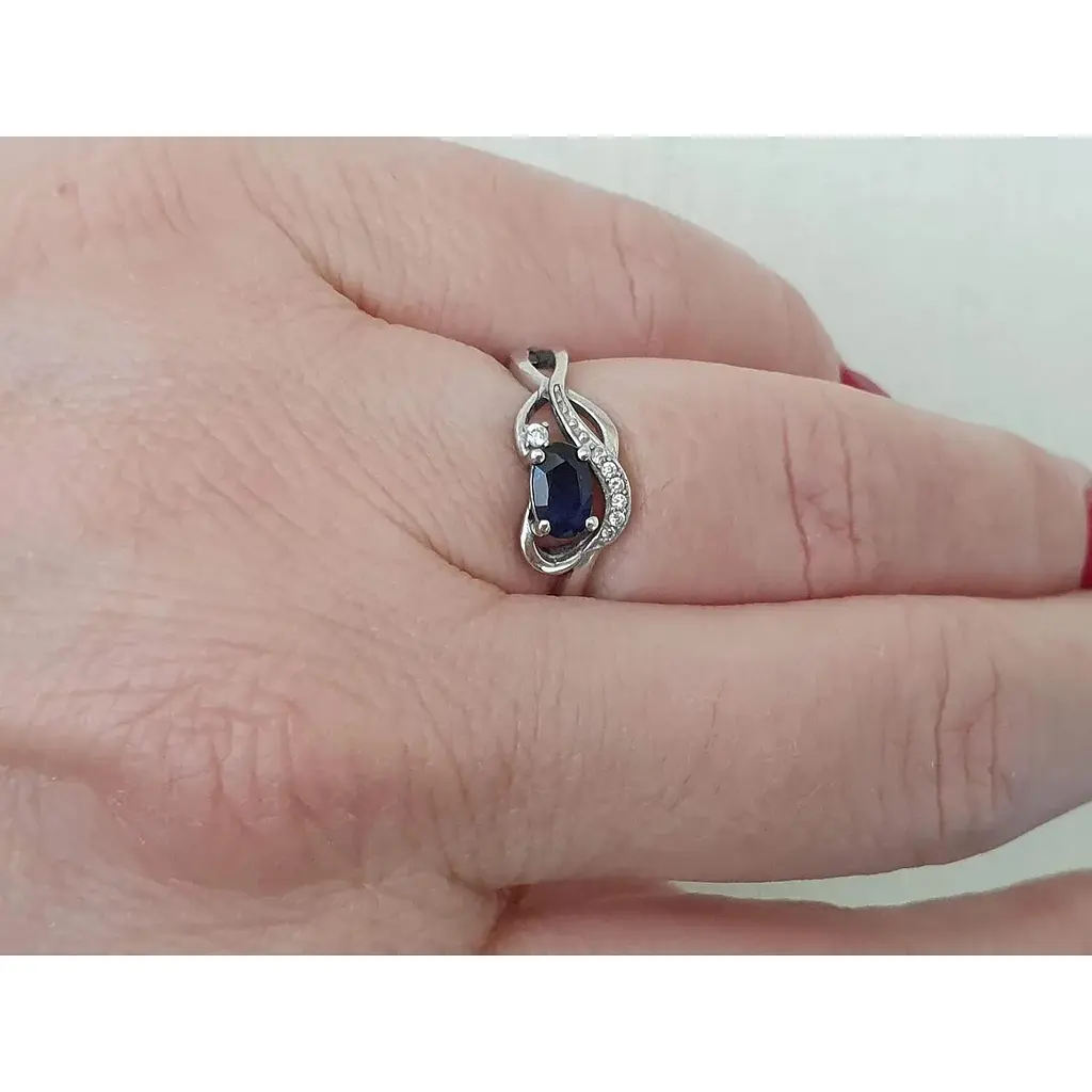 Серебряное кольцо Агни Верность с фианитами и сапфиром. 1827/9Р-SPH 16,5 - фото 5