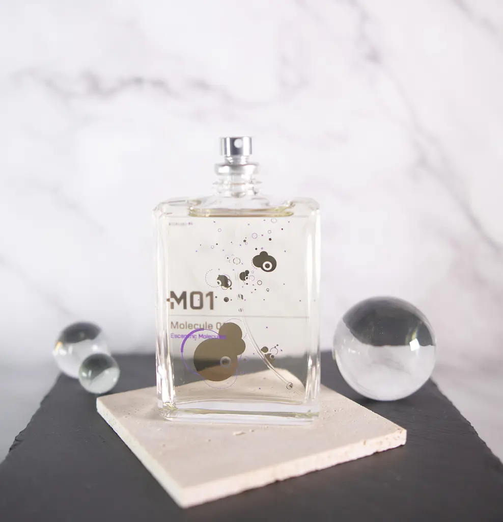 Туалетная вода унисекс Escentric Molecules Molecule 01 Парфюм унисекс 100 мл - фото 4