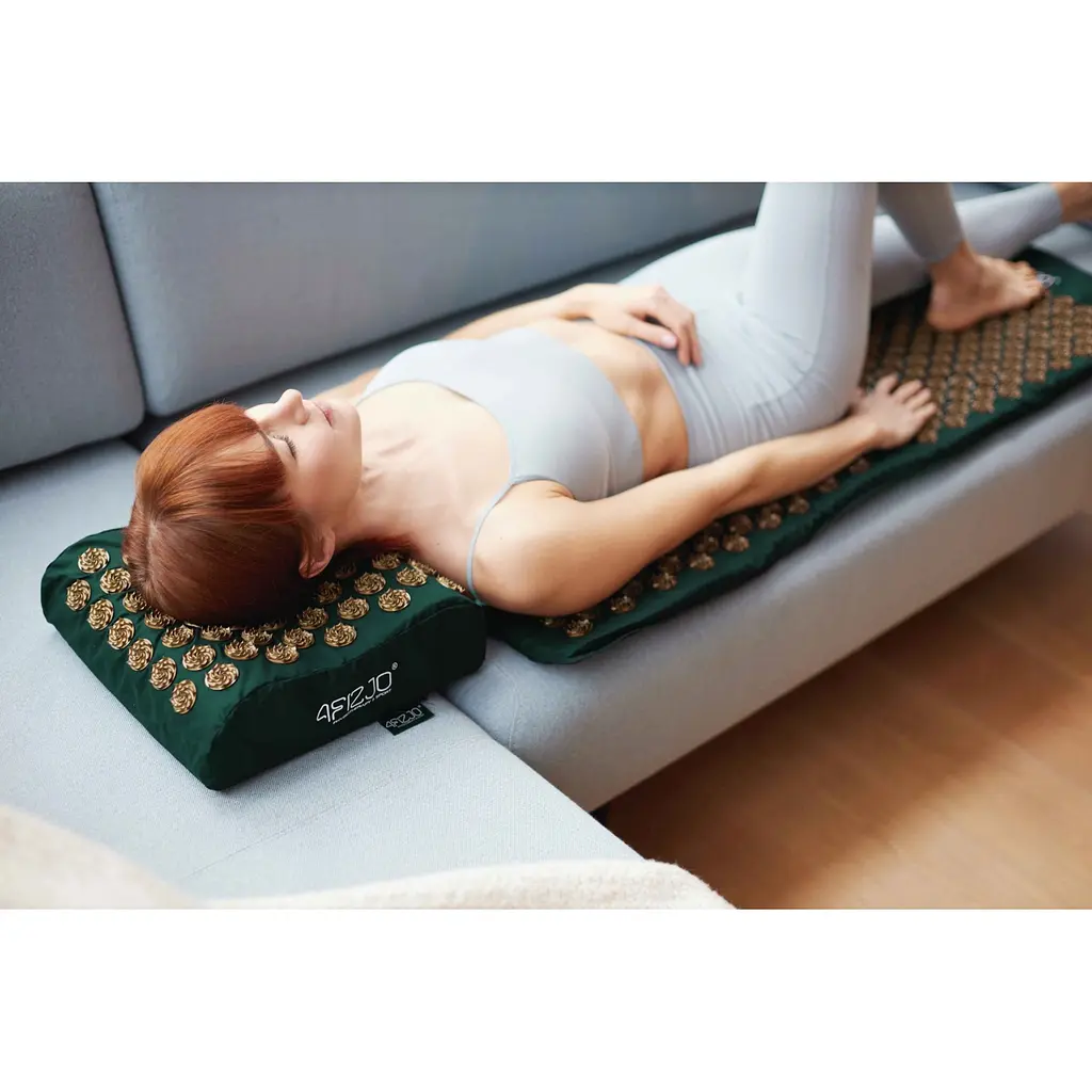 Килимок акупунктурний 4FIZJO Eco Mat XL Аплікатор Кузнєцова з подушкою 110 x 42 см 4FJ0385 Navi Green/Gold (P-5907739315083) - фото 7