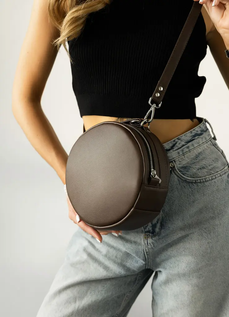 Жіноча кругла сумка Sambag Bale шоколадна 20 х 20 х 10 см (52200020) - фото 3