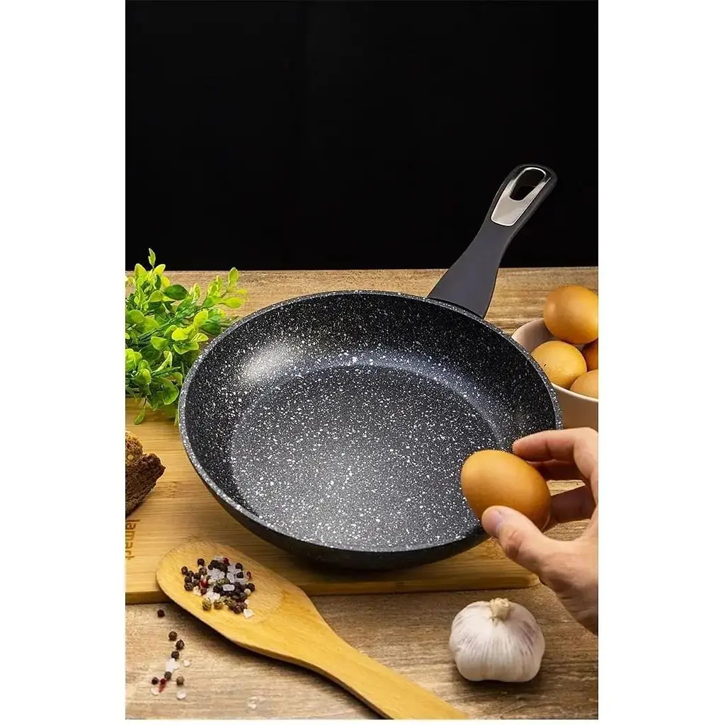 Сковорода Aureti Titanium 24 см (AU-402-24) - фото 8