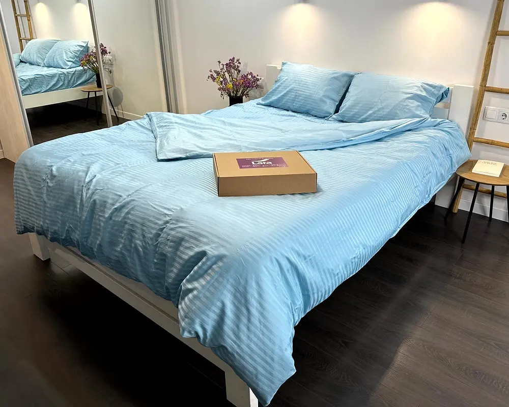 Постільна білизна LARA сатин-страйп LUX light blue d13209s сімейна - фото 5