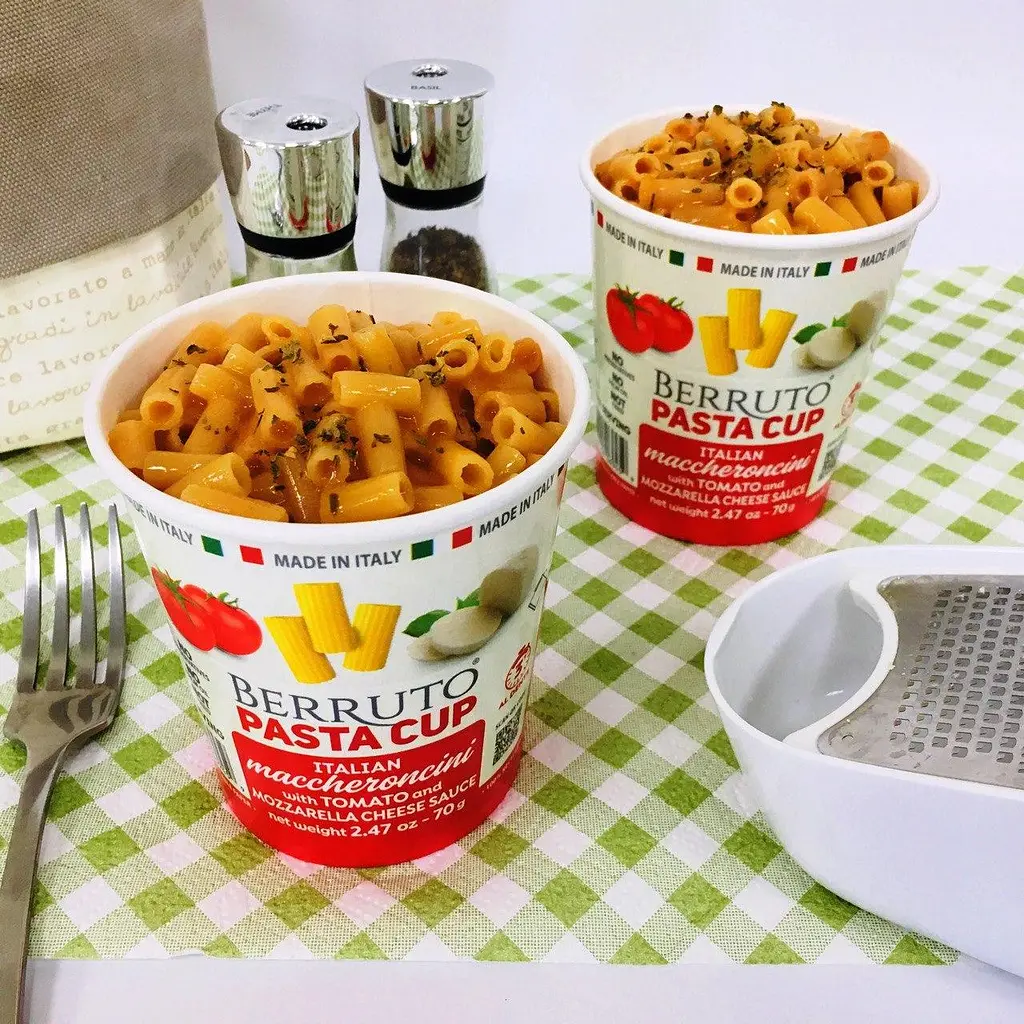 Макарони швидкого приготування Berruto pasta cup макерончині томати та моцарелла 70г. - фото 2