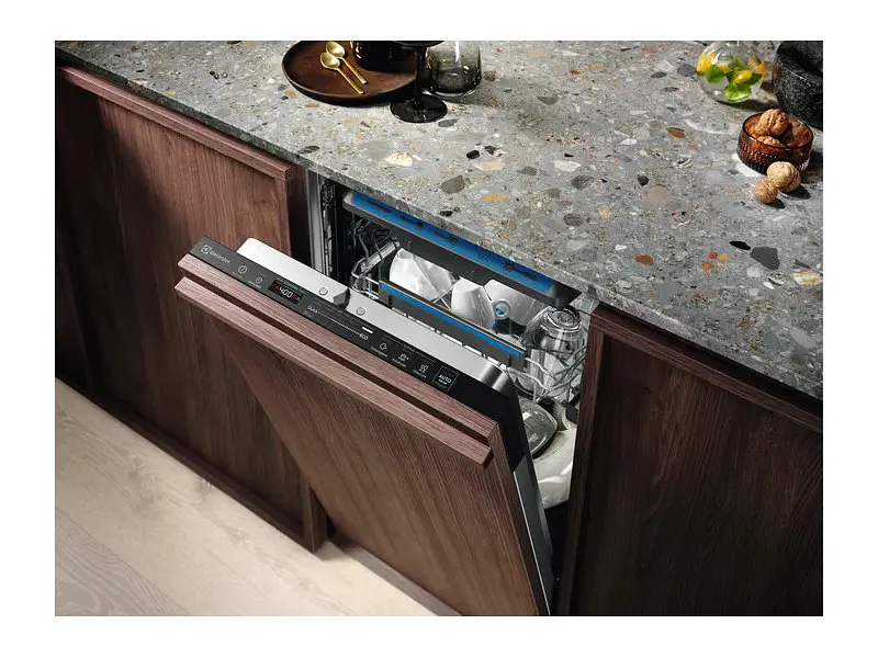 Встраиваемая посудомоечная машина Electrolux EEM66331L - фото 2