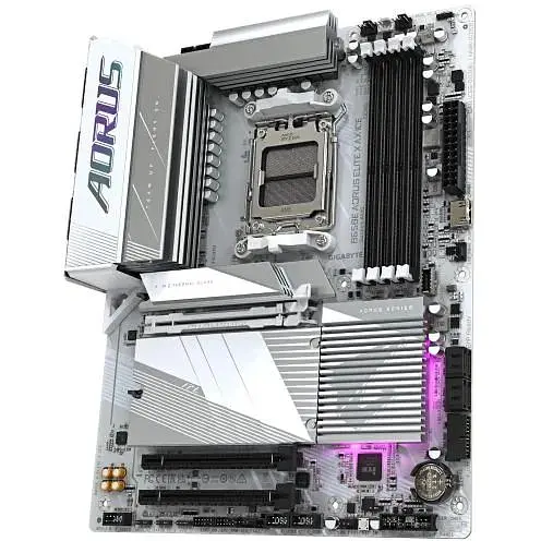 Материнська плата Gigabyte AM5 B650E Aorus Elite X AX ICE, B650, 4xDDR5, Int.Video (CPU), 4xSATA3, 3xM.2, 1xPCI-E 5.0 x16, 2xPCI-E 4.0 x16, Realtek 7.1, Realtek 2.5Gb, WiFi 6E, Bluetooth 5.3, 14xUSB3.2/8xUSB2.0, 2xHDMI/Type-C, ATX - фото 4