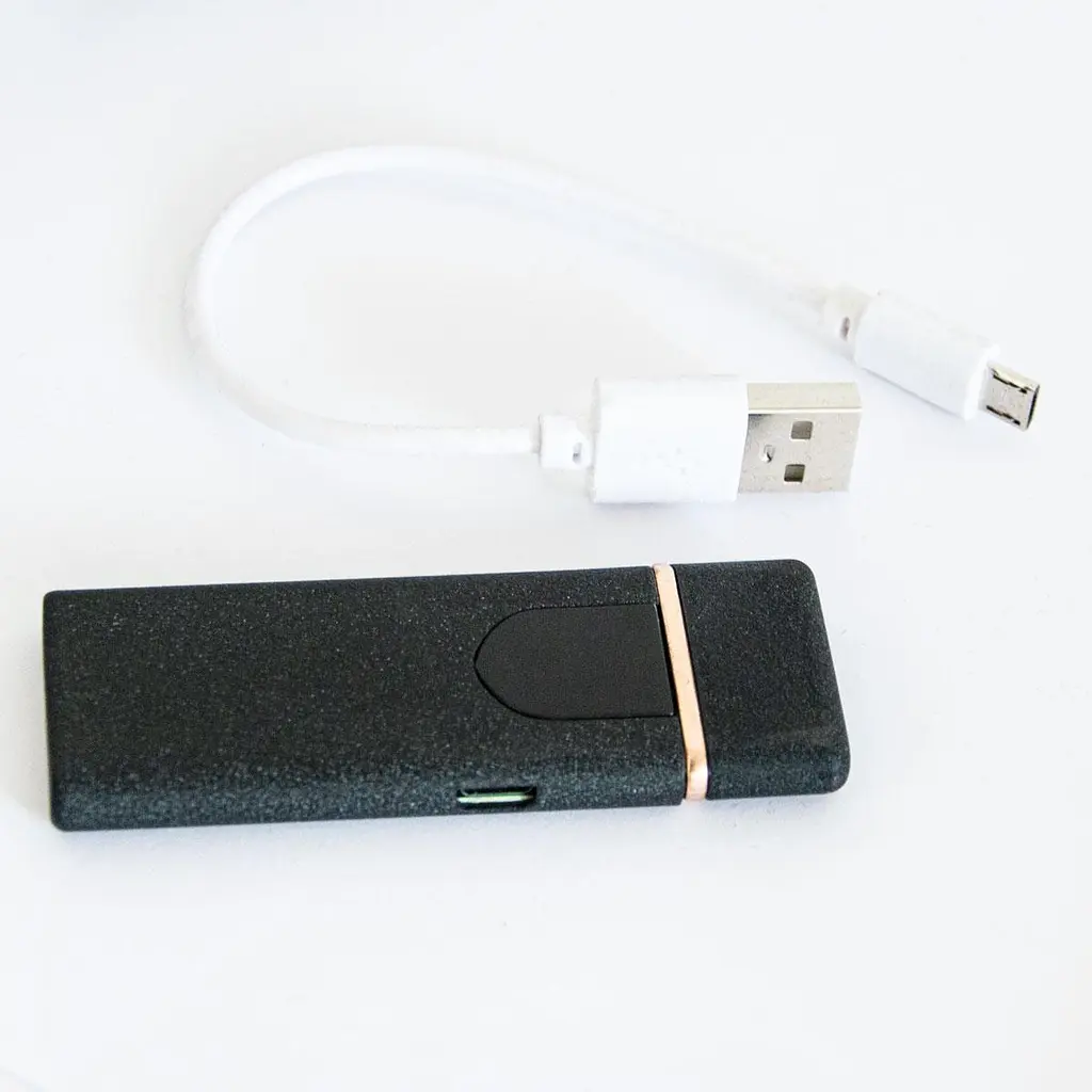 Електронна запальничка чорна матова сенсорна запальничка наподарунок USB Lighter - фото 8