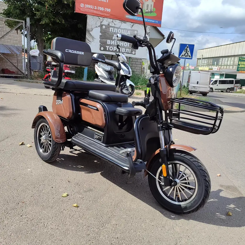 Электроскутер Трехколесный Crosser TR1 (600W, 72V, 20Ah) Коричневый - фото 3