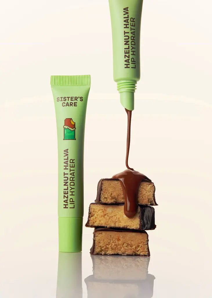 Бальзам для губ з карабіном Sister's Aroma Lip Hydrater Hazelnut Halva 10 мл - фото 3