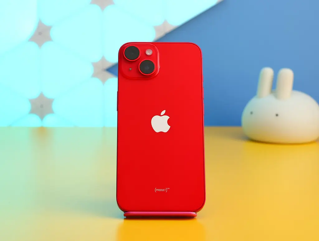 Смартфон Apple iPhone 14 256GB eSIM Product Red (MPWF3) Б/У - фото 6