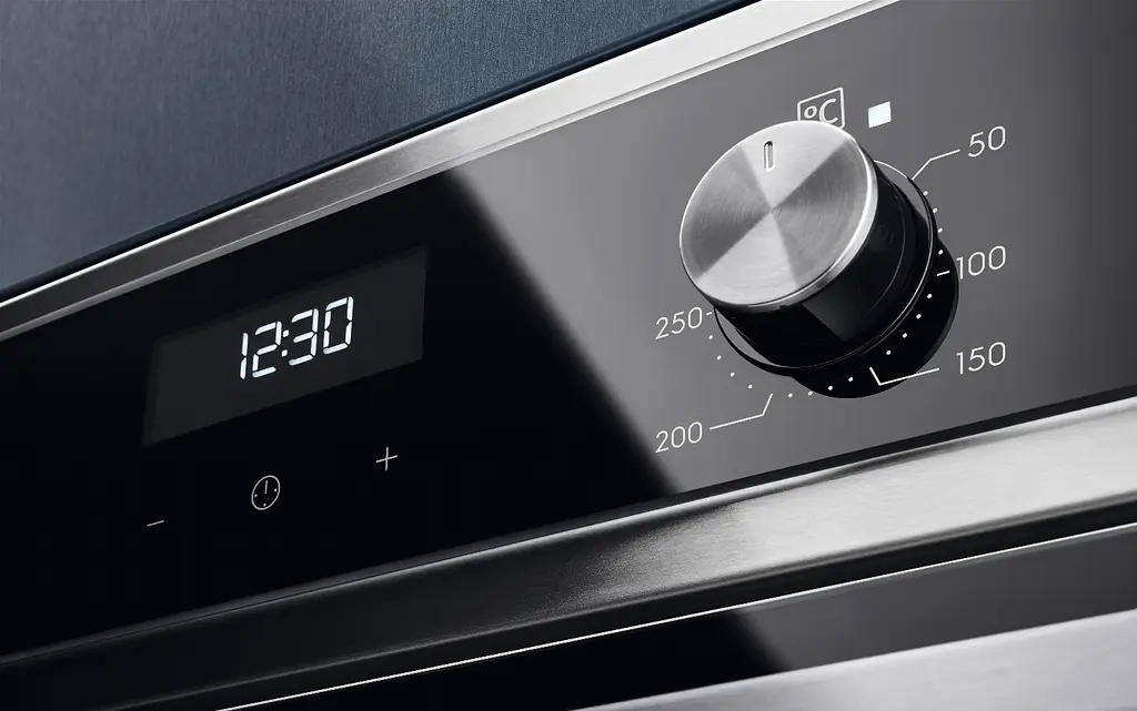 Духова шафа Electrolux EOF5H40BX - фото 2