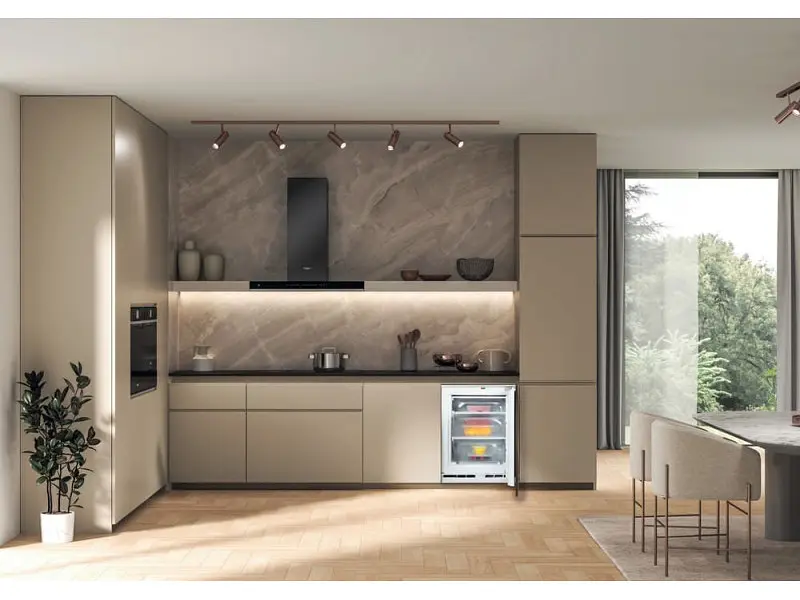 Вбудована морозильна камера Whirlpool WBUFZ011 - фото 3
