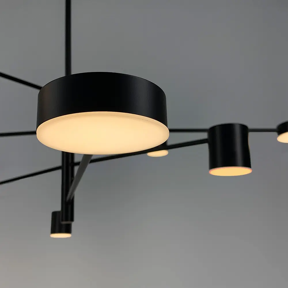 Современная черная LED люстра FLEA с рожками, регулируемыми по оси Line.F DE 31/8 BK - фото 12