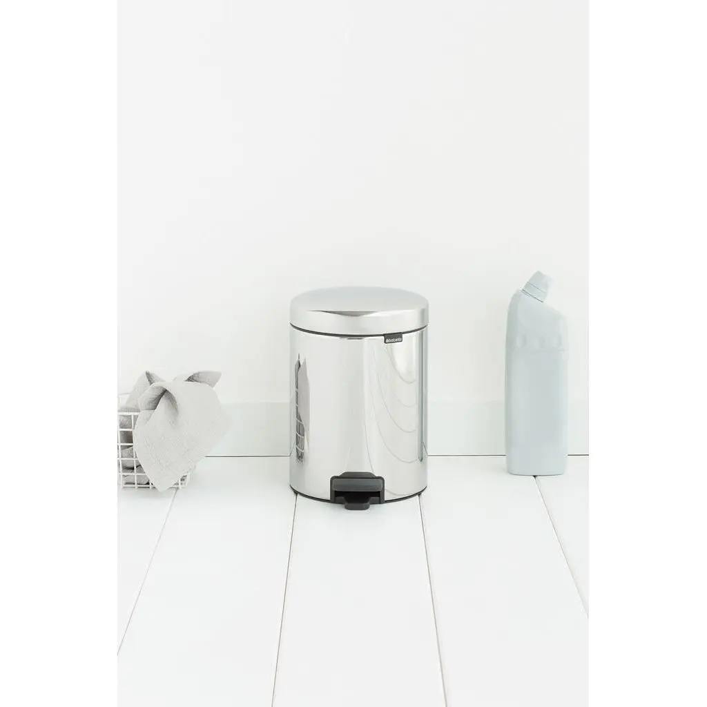 Ведро для мусора Brabantia Pedal Bin полированная сталь 5 л (112621) - фото 7