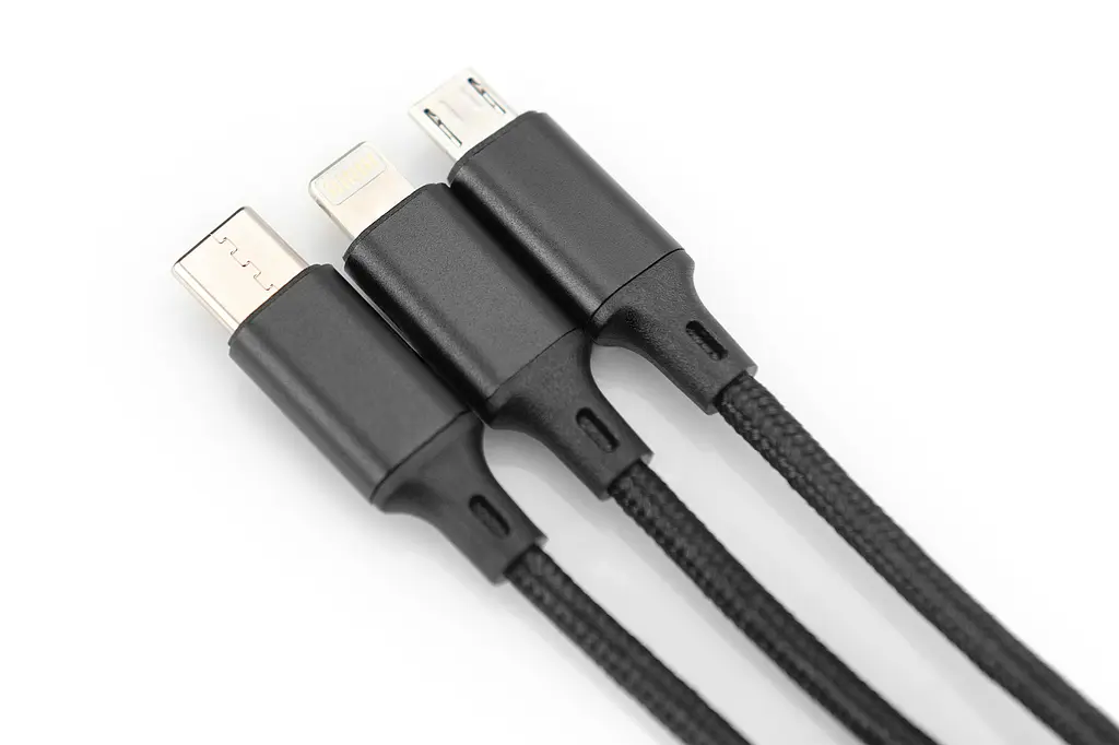 Кабель Digitus USB-A > Lightning/USB-С/micro USB, мультизарядный 3-в-1, зарядка/синхронизация 1м, teh0013696 - фото 5