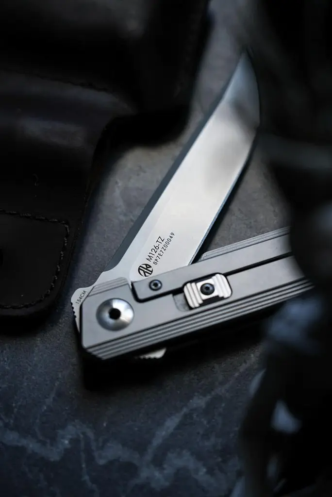 Ніж складаний туристичний Ruike M126-TZ, (9.1 см) steel 154СМ/TC4 (титан) сірий - фото 9
