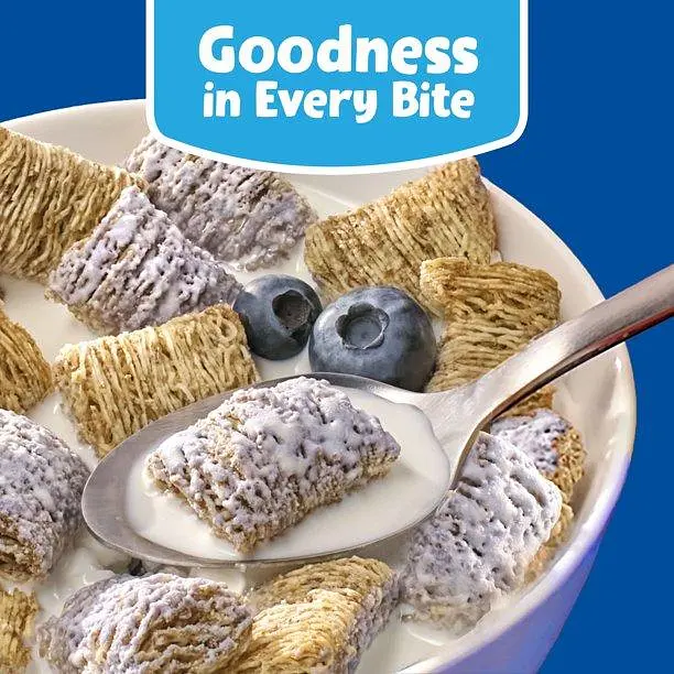 Сухий сніданок Kellogg's Frosted Mini-Wheats Blueberry 623g - фото 2