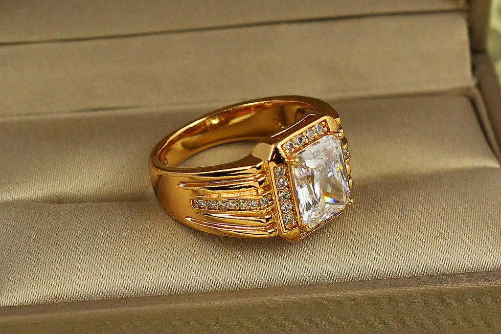Кільце Xuping Jewelry Аура Базиліку р 21 золотисте - фото 2