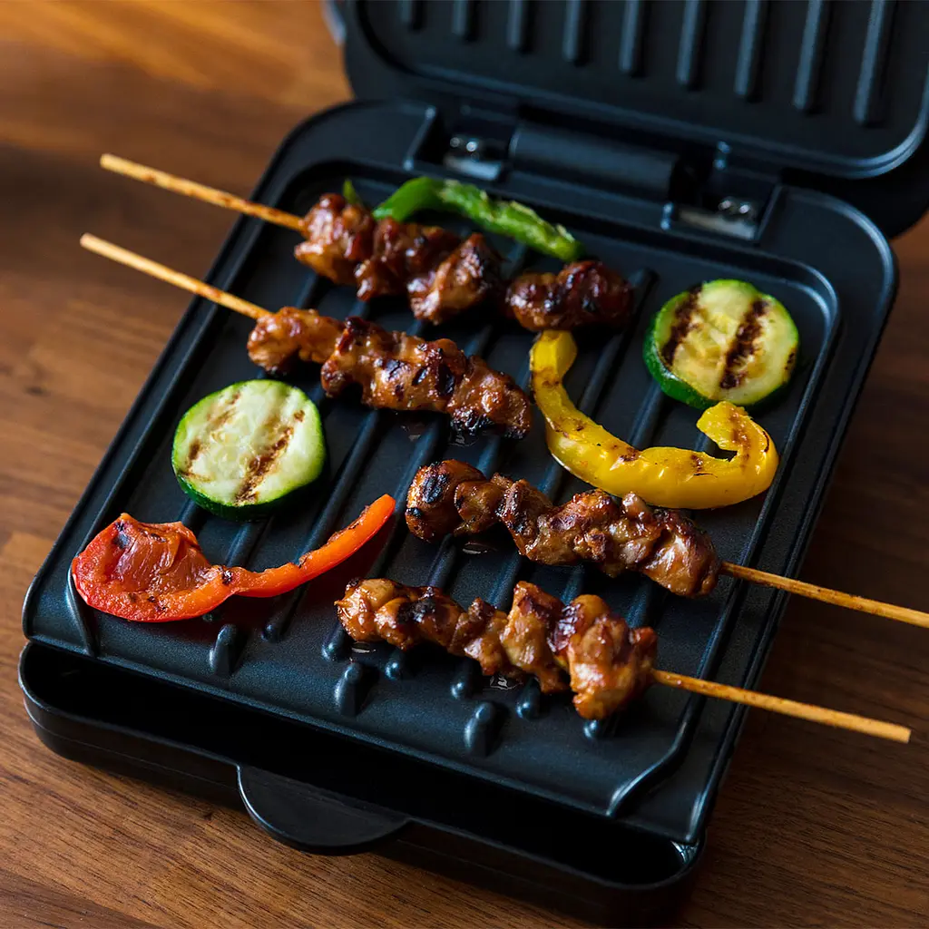 Гриль George Foreman 25800-56 Fit Grill Small 760 Вт антипригарное покрытие черный поддон для жира (25800-56) - фото 10