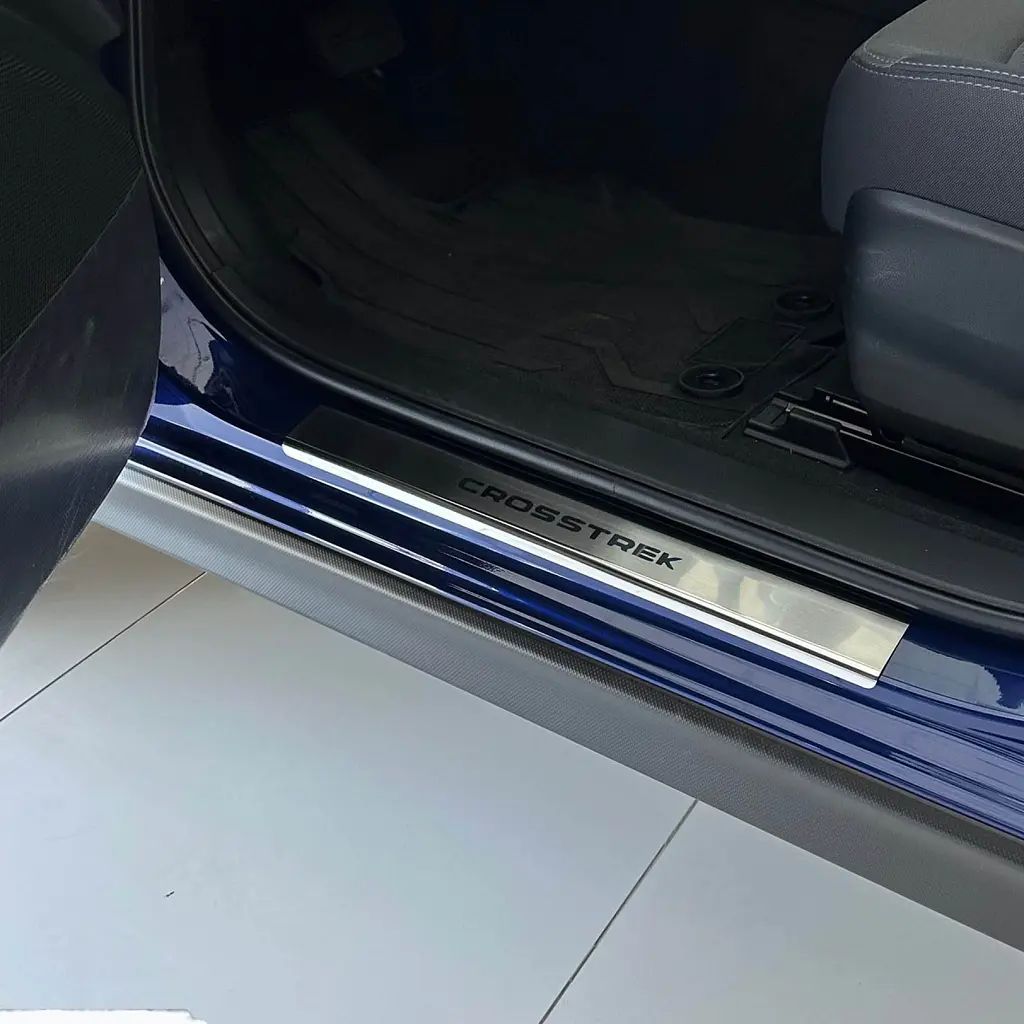 Накладки на пороги для Subaru Crosstrek 2017-2022 / 2022- Нержавіюча сталь із загином та Логотипом 4 шт (Premium P-SB14) - фото 2
