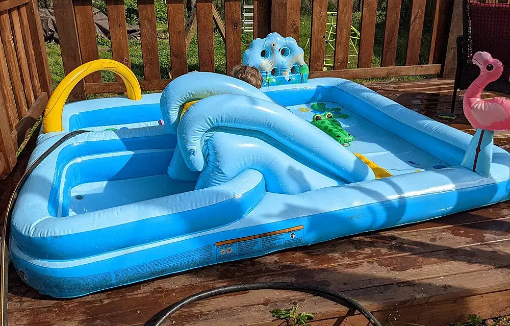 Надувний ігровий водний центр із гіркою й фонтаном Intex 257 * 216 * 84 см - фото 5