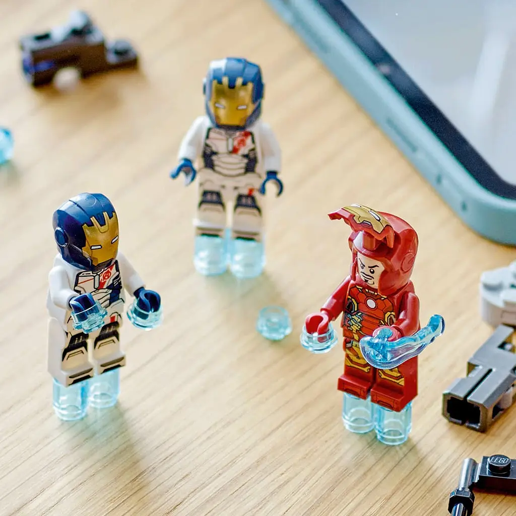 Уценка. Конструктор LEGO Super Heroes Marvel Железный Человек и Железный легион против солдата Гидры 135 деталей (76288) - фото 6