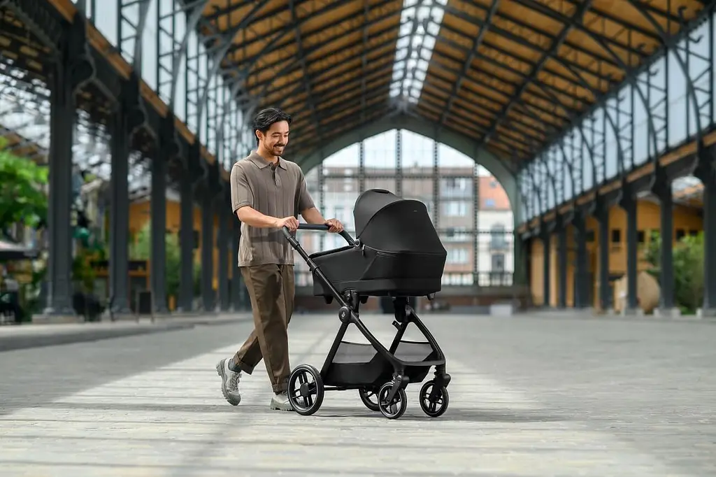 Коляска 2 в 1 універсальна Maxi-Cosi Oxford+ Twillic Black (1978390110) - фото 18