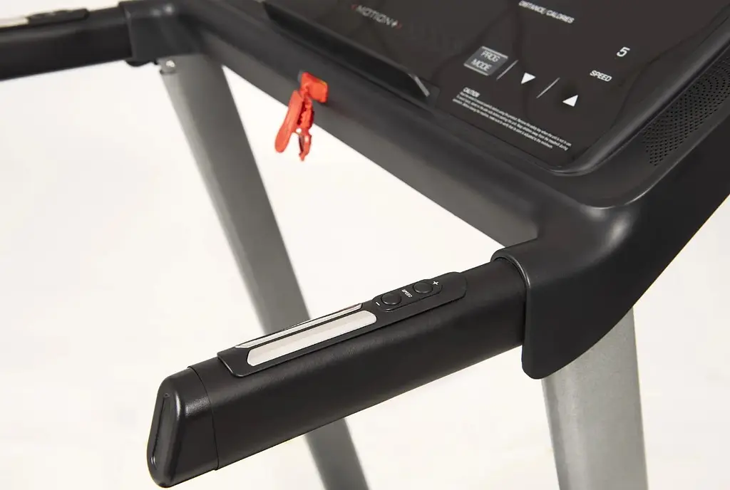 Бігова доріжка Toorx Treadmill Motion Plus (MOTION-PLUS) - фото 7