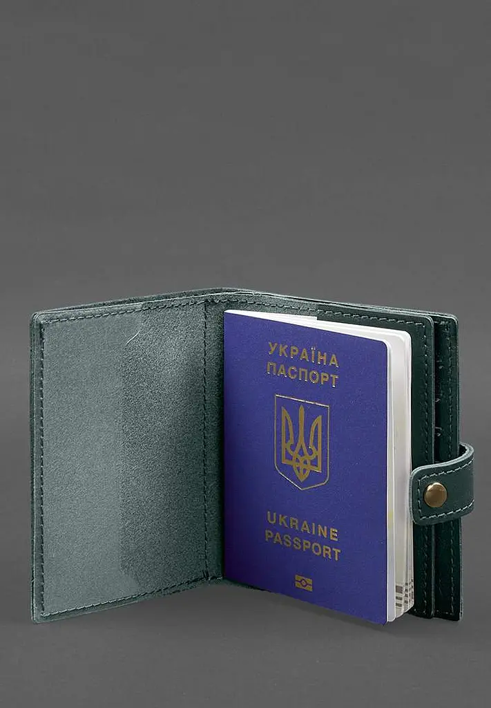 Шкіряна обкладинка-портмоне на паспорт з гербом України 25.0 Зелена - фото 3
