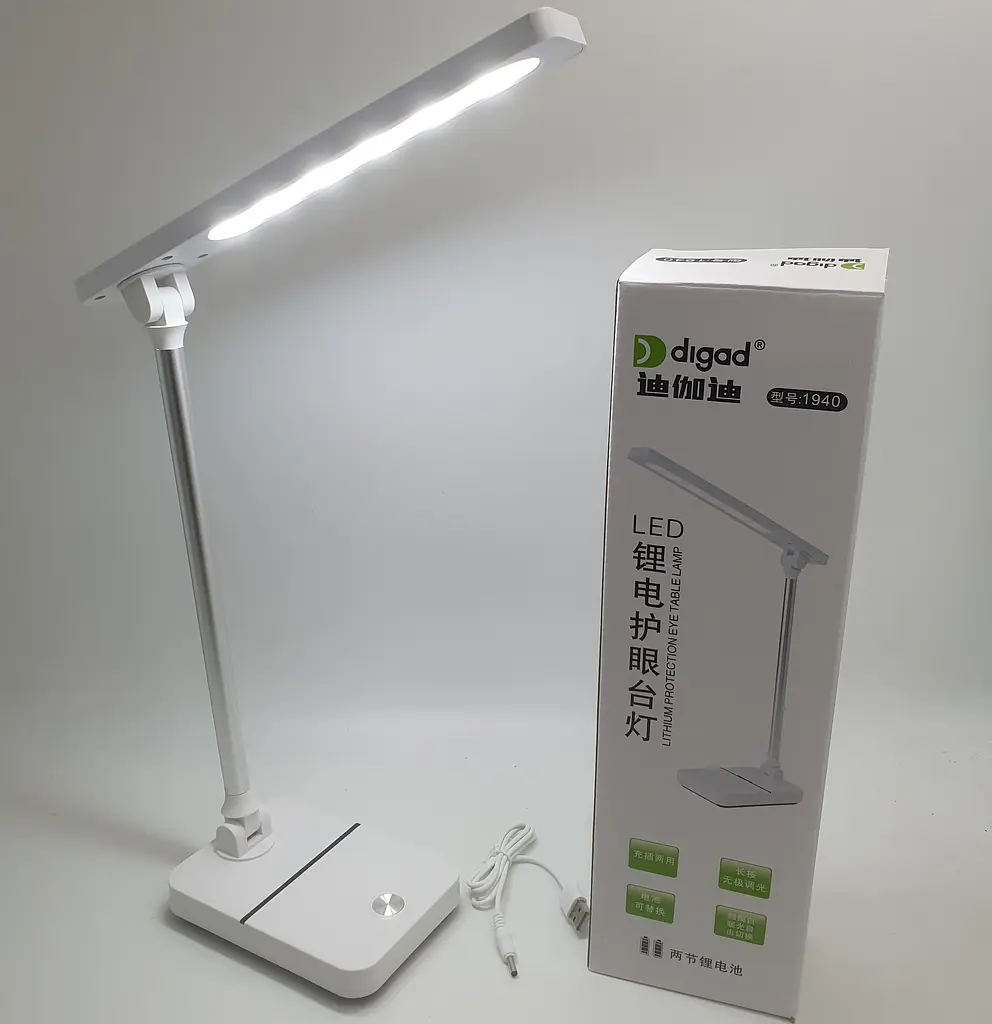 Настільна LED-лампа 40 см сенсорна світлодіодна 4 W акумуляторна (знімні 2 × 18650 6000 mAh) 3000–6000 K Digad 1940 - фото 4