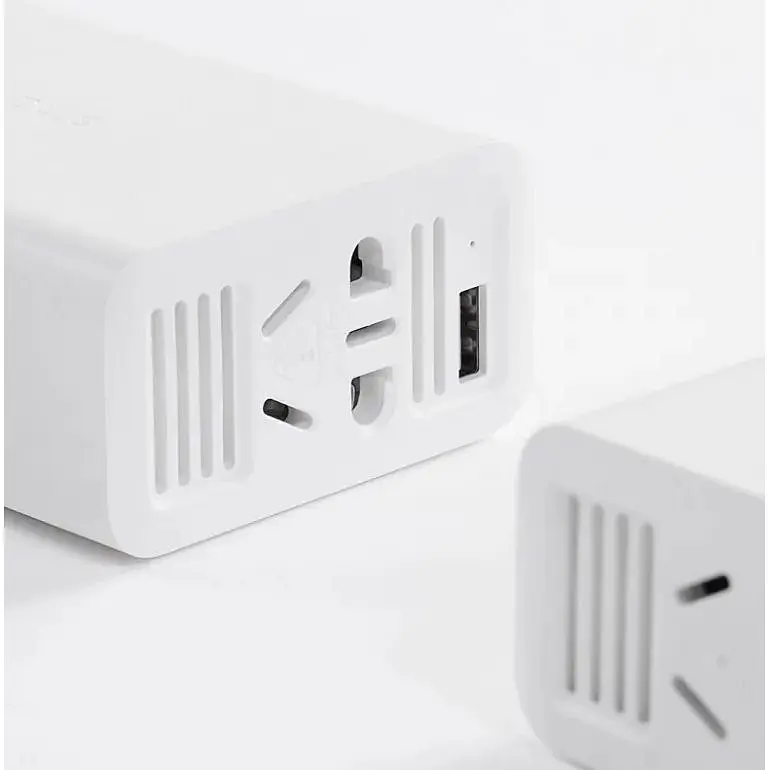 Автомобільний інвертор Xiaomi Lydsto Car Inverter Standard 12V To 220V 100W (YM-CZNBQ01) [59331] - фото 4