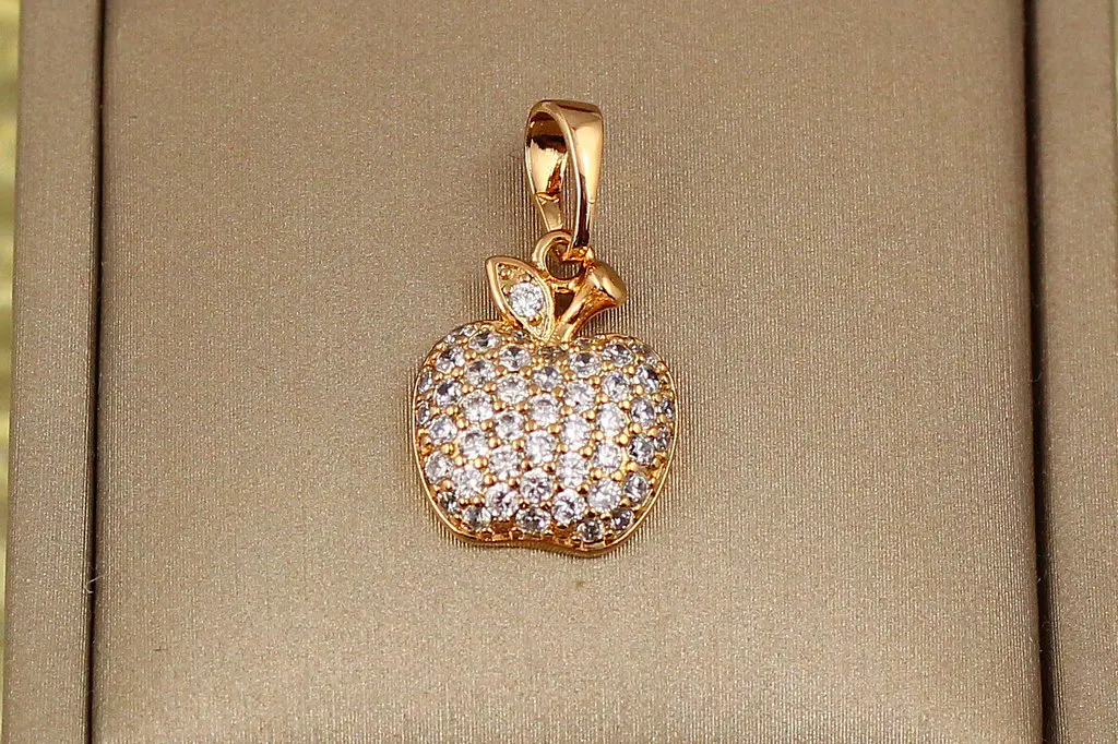 Кулон Xuping Jewelry яблучко з листочком на хвостику 1.5 см золотистий