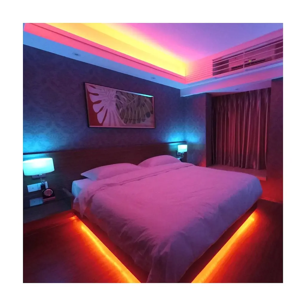 Світлодіодна стрічка Eurolamp Smart (LED/SET-10M/RGB) - фото 3