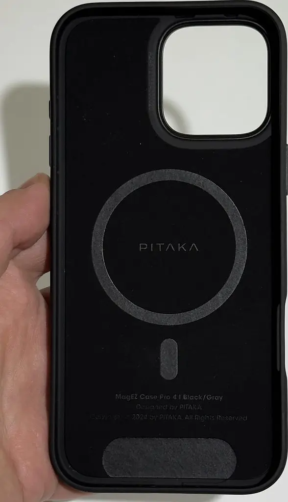 Оригінальний протиударний чохол Pitaka Military-Grade Protective Case MagSafe для iPhone 16 Pro (6.3") 600D Black/Grey KI1601PPA - фото 9