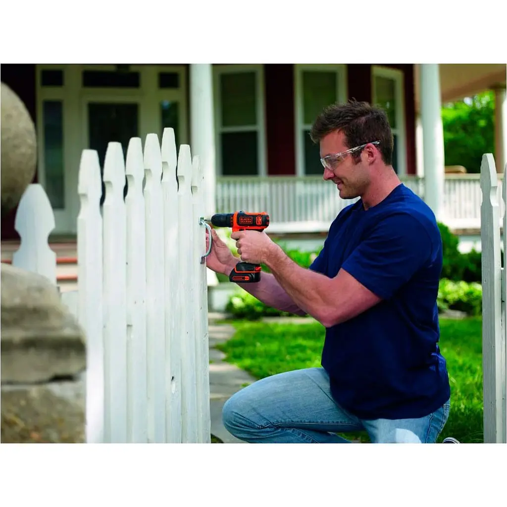 Дрель-шуруповерт Black+Decker BDCDD12B 10.8V 1.5Ah [89317] - фото 5