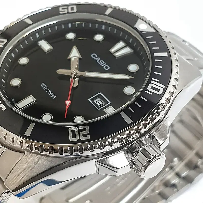Годинник наручний кварцовий чоловічий водонепроникний Casio MDV-107D-1A1VEF - фото 2