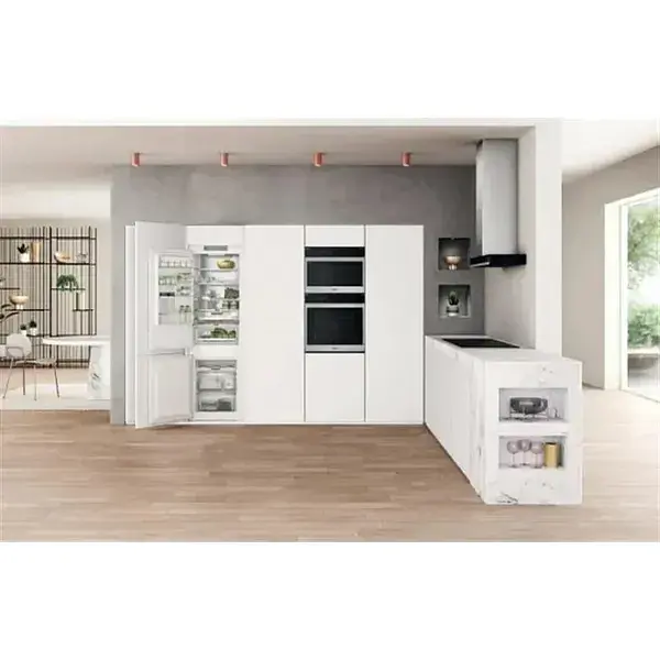 Холодильник Whirlpool WHC18T573 вбудований - фото 4