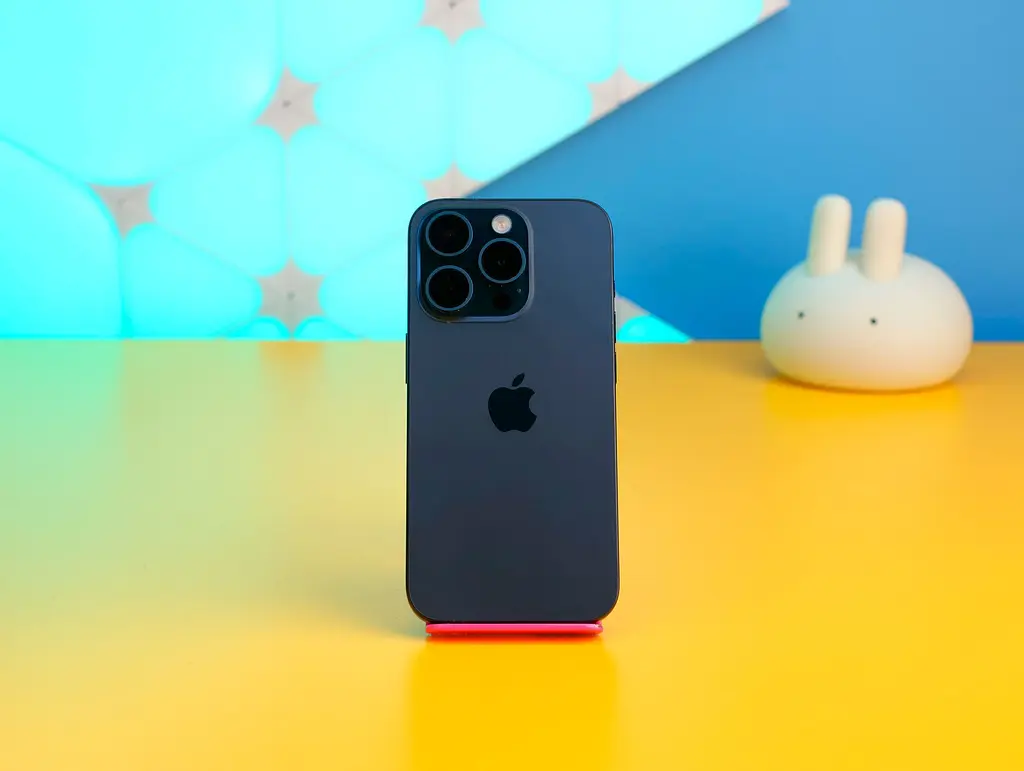 Смартфон Apple iPhone 15 Pro 128GB Blue Titanium (MTV03) Б/У [155297] - фото 6
