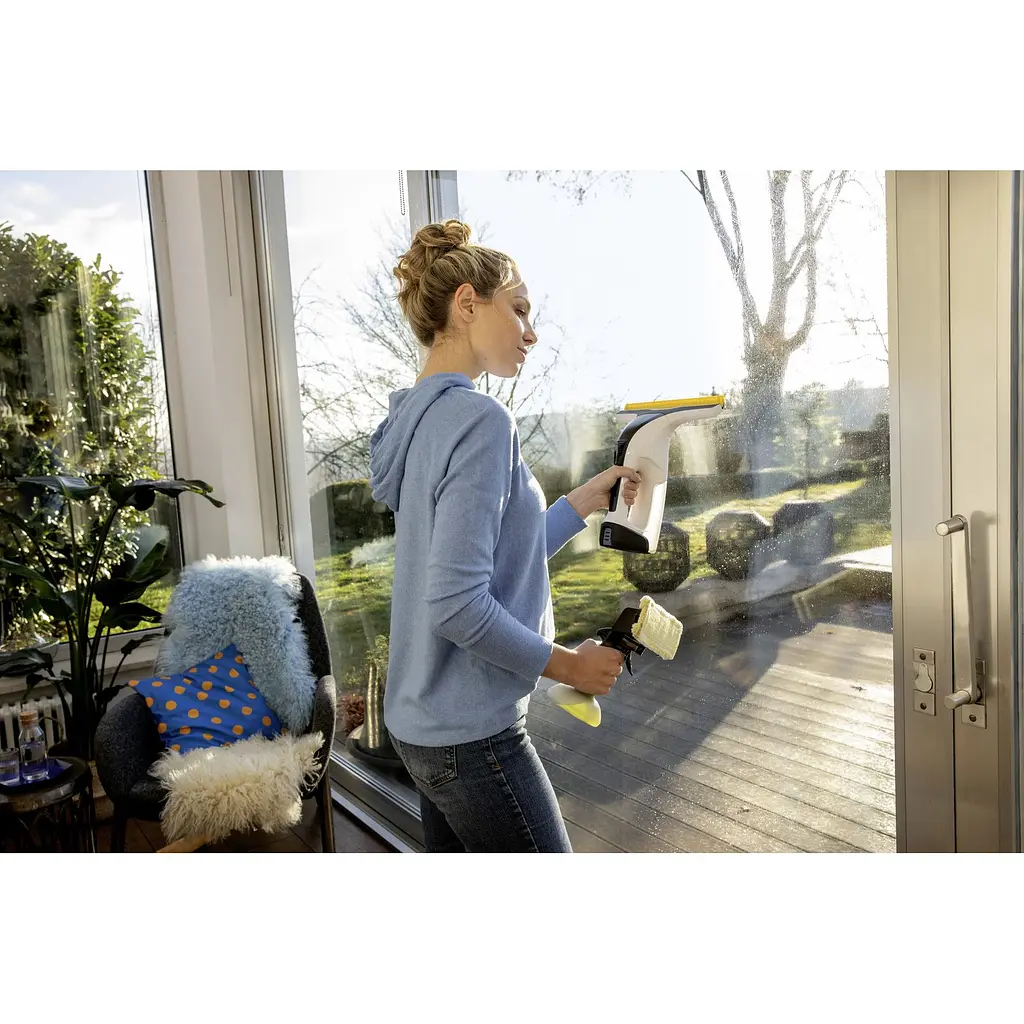 Пилосос віконний Karcher WV 4-4 Plus білий (1.633-540.0) - фото 7